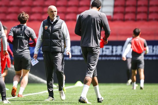 沒有武磊，穆斯卡特的戰(zhàn)術(shù)在中超難顯神通——一支失衡的隊(duì)伍揭示