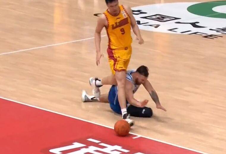 流言板熱議，八村壘展現(xiàn)超強(qiáng)投射能力，上賽季接球三分命中率驚艷聯(lián)盟