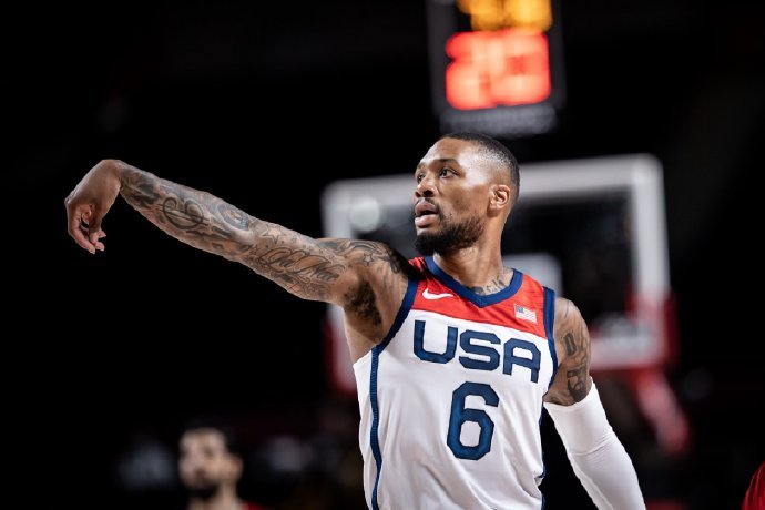 手感波動，利拉德遭遇得分困境，NBA賽場上的挑戰(zhàn)與反思