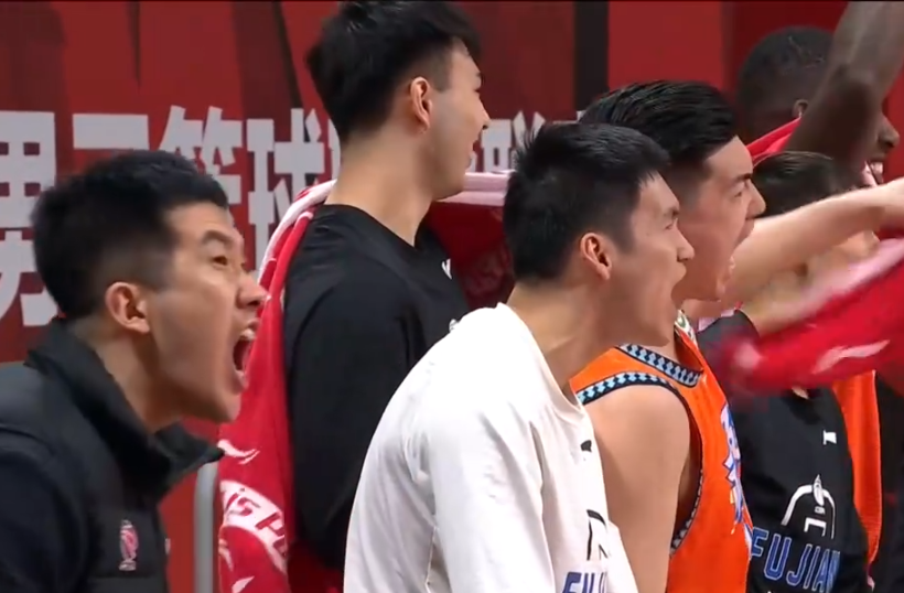 CBA夏聯(lián)動(dòng)態(tài)，劉東現(xiàn)身山西替補(bǔ)席，陳林堅(jiān)加盟山東隊(duì)