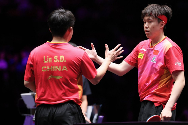 WTT中國大滿貫，王楚欽身兼三項展現(xiàn)全能實力，與林詩棟攜手征戰(zhàn)男雙賽場