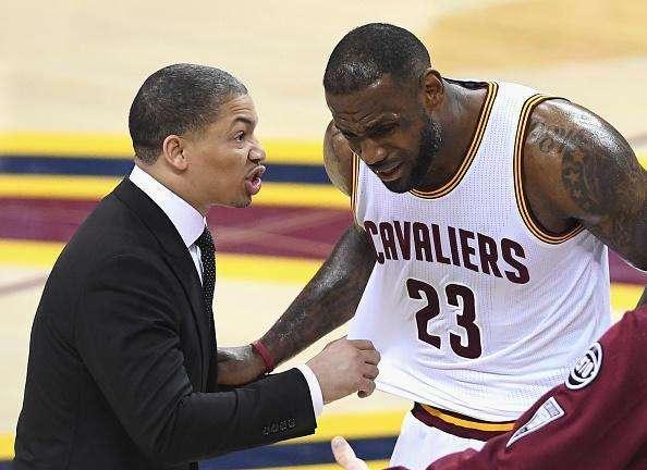 師徒重聚！伊朗籍外援羅克珊娜閃耀NBA