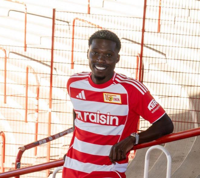 柏林聯(lián)合重磅簽約，加拉塔薩雷后衛(wèi)科恩加盟，轉(zhuǎn)會費500萬歐簽約四年