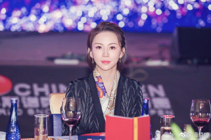 攻守兼?zhèn)?，作風(fēng)頑強(qiáng)——永遠(yuǎn)能量滿格的張茹，26歲生日快樂(lè)！