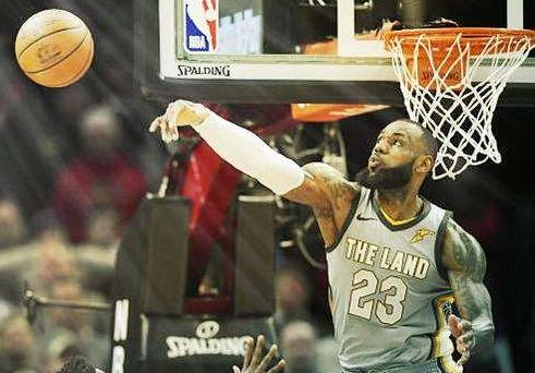 韋爾斯次輪秀閃耀NBA賽場，18中9獨得24分并貢獻關(guān)鍵三分球