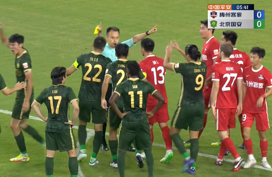 中超爭(zhēng)冠風(fēng)云再起，海港本輪不勝，申花提前一輪奪冠的懸念之戰(zhàn)