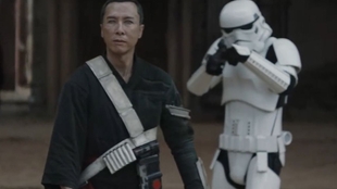 齊麟展現(xiàn)全面身手，42分鐘熱血戰(zhàn)斗，17投7中獨(dú)攬18分6板3助