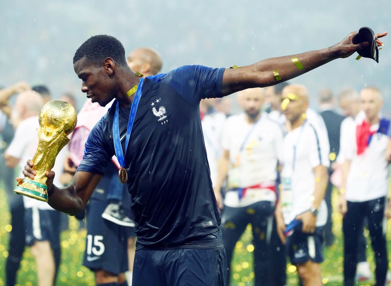 博格巴曼市遭遇治安風(fēng)波，差點(diǎn)免簽加盟死敵！曼城差點(diǎn)迎來(lái)重磅新援