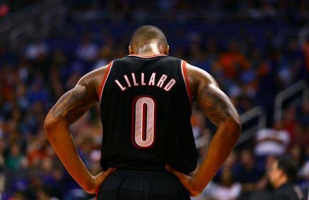 建議，揭幕戰(zhàn)前的焦點，莫蘭特的NBA流言板安保檢查與球迷熱議的Memes潮流