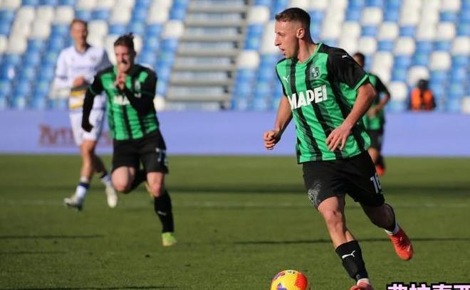 國米堅定拒絕紐卡斯?fàn)枌Ωダ┪鞯那筚徱庀?，決心續(xù)約核心球員弗拉泰西