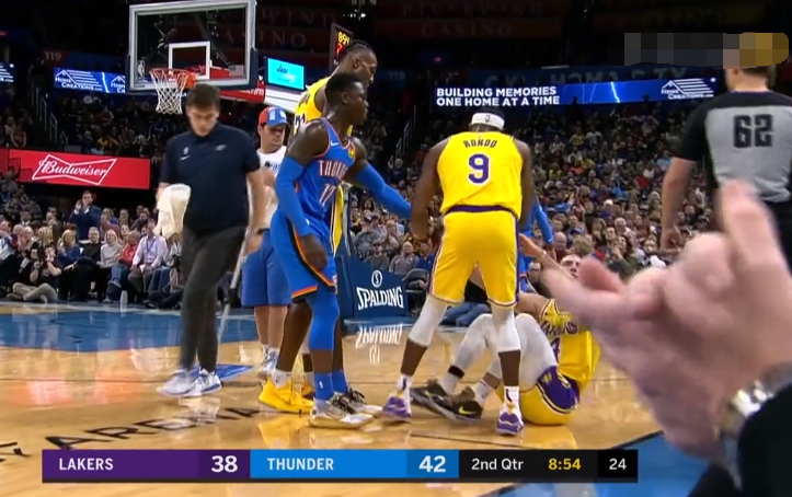 雷霆主場揭幕，卡魯索球場溫情致辭，球迷熱情點燃新季希望