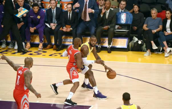 沖突升級！NBA賽場上的拜合拉木對決與裁判的決斷