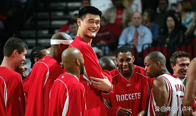 曾凡博簽約NBA引發(fā)人才井噴效應(yīng)，球迷熱議與霍楠的樂觀呼聲