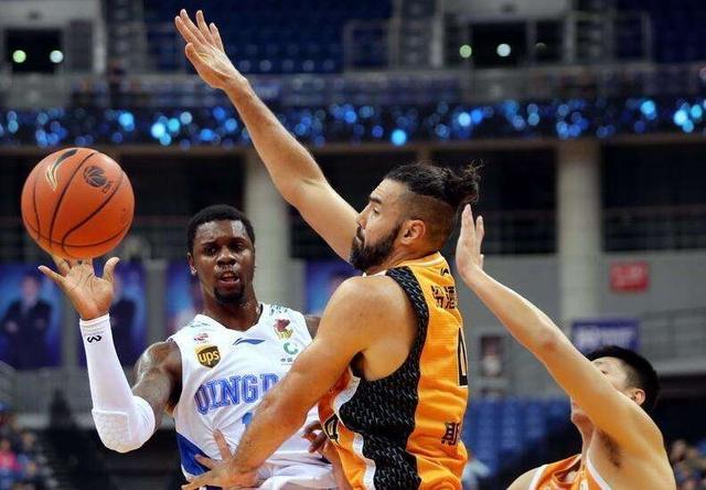 Derke重磅加盟引發(fā)籃壇熱議，格列茲曼意外亂入NBA，VIT視頻官宣掀起波瀾