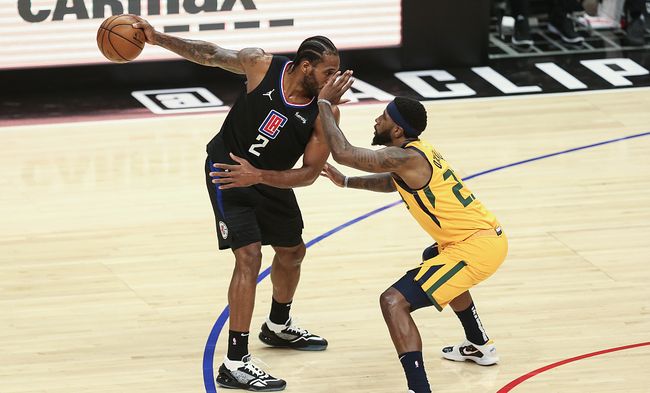 WC突發(fā)！快船核心遭遇腿筋撕裂重傷，球隊前景堪憂——徹底的打擊！