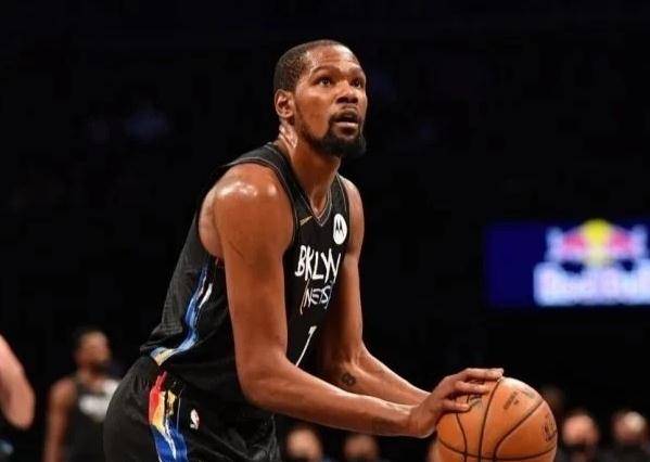 格里芬預測，字母哥下賽季斬獲MVP，孤獨的數(shù)據(jù)猛獸之路