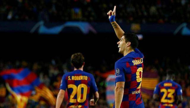 埃因霍溫今夏持續(xù)追逐萬納爾，與球員團隊保持緊密聯系，期待簽約達成