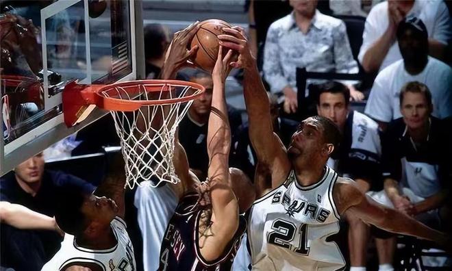 阿夫迪亞盡力而為，逆轉(zhuǎn)遺憾告敗，NBA賽場上的遺憾英雄贊歌