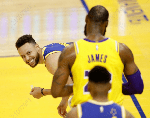 馬雷斯卡詹姆斯與主帥隊長打成一片，團隊凝聚力的勝利