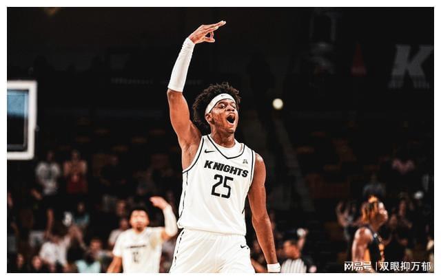 亨德里克斯受傷引發(fā)關(guān)注，能否抄底賭一手？NBA實時動態(tài)分析