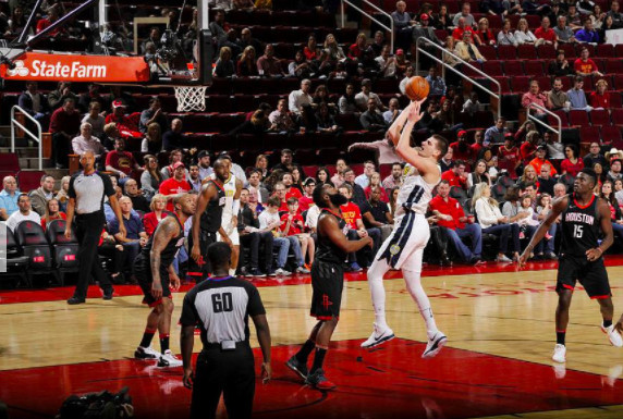 約基奇遭遇困境，無力回天的全場表現(xiàn)，NBA巨星遭遇罕見挫折