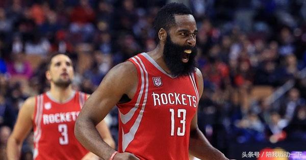 閃耀全場！利拉德力挫對手，NBA賽場展現巨星風采