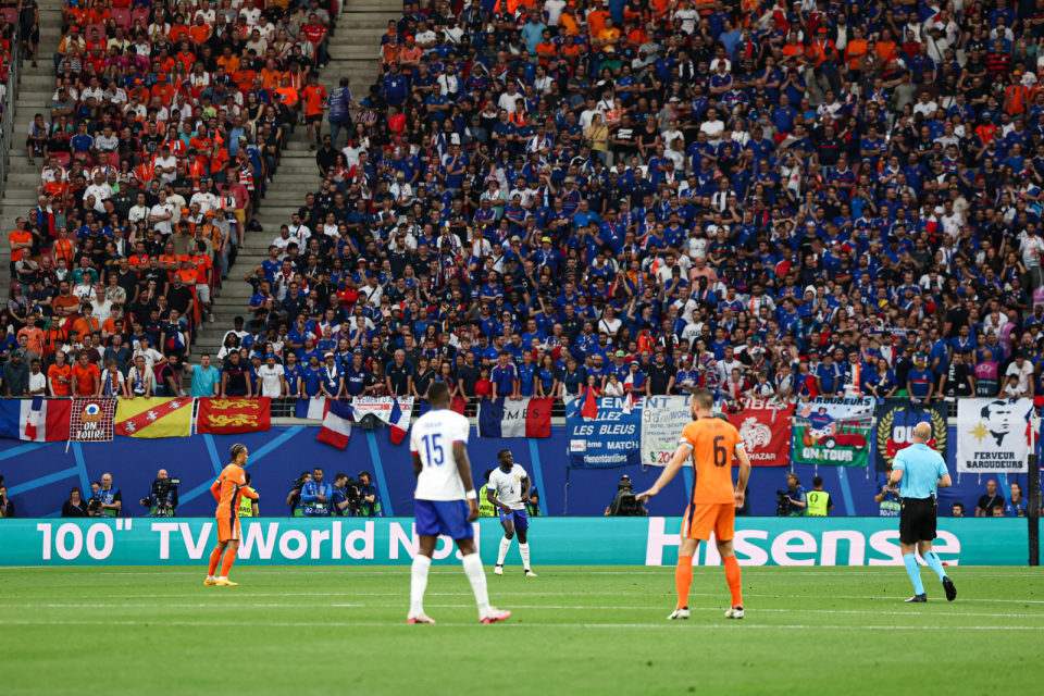 拉菲尼亞閃耀國家德比，首球建功開啟輝煌篇章