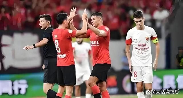 中超聯(lián)賽第28輪焦點戰(zhàn)報，成都蓉城逆襲上海海港，茹薩獨中一球閃耀全場