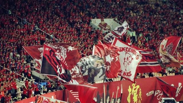 波士頓氛圍熱烈，波爾津吉斯曬與好友合影引球迷熱議