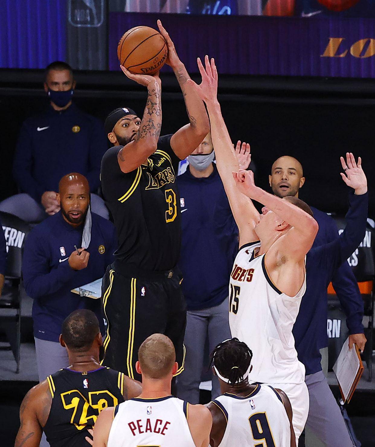 托馬斯大心臟時(shí)刻！籃網(wǎng)逆襲掘金，33秒高難度翻身后仰絕殺領(lǐng)先三分