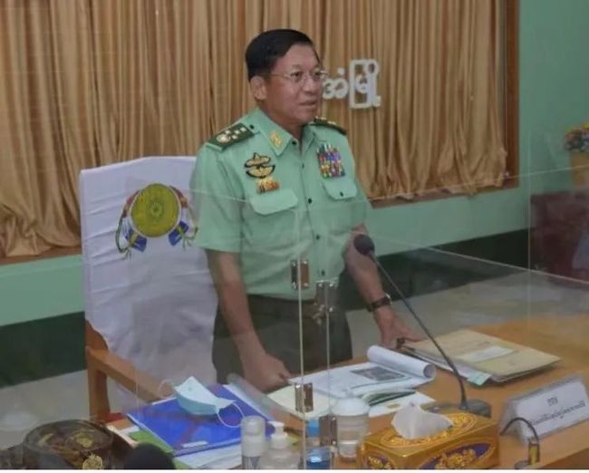 建議，亞布塞萊展現(xiàn)法國隊(duì)長風(fēng)采，國家隊(duì)訓(xùn)練照引熱議