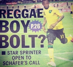 曼聯(lián)猛烈攻勢再現(xiàn)輝煌，下半場發(fā)力，足球激情點燃全場！