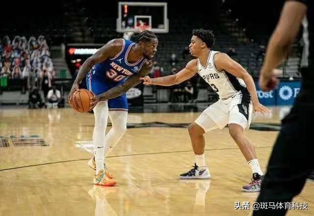 馬刺新賽季主要輪換陣容亮相，瞄準季后賽席位——備戰(zhàn)之路的期望與挑戰(zhàn)