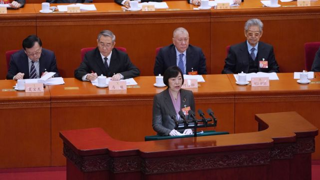 建議，玉昆隊(duì)連續(xù)慘敗引發(fā)關(guān)注，官方致歉并承諾走出低谷