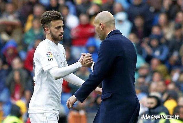 建議，解決中衛(wèi)危機，多特雙管齊下，提拔小將馬內(nèi)并引進皇馬阿瓜多