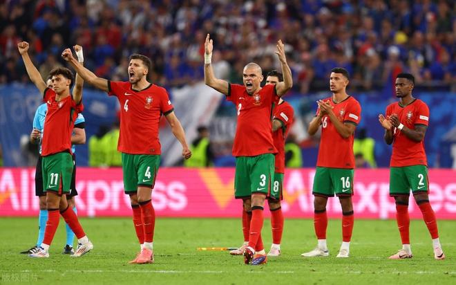 曼聯(lián)詢問租借加拉格爾遭拒，馬競堅(jiān)持直接出售球員