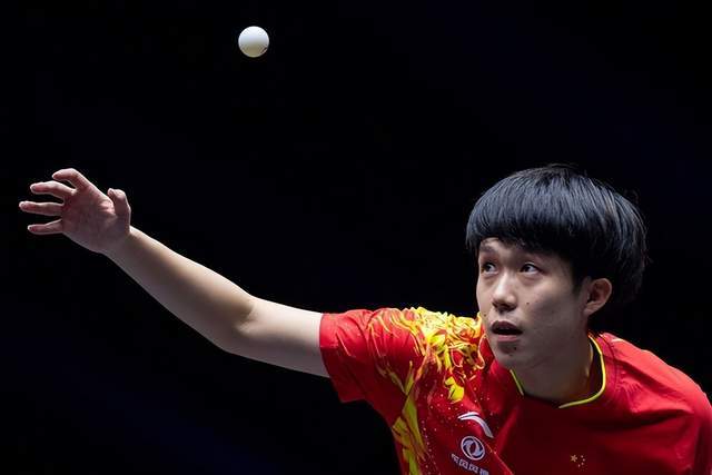 黃友政、劉煒珊閃耀全國乒乓球錦標(biāo)賽，勇奪男女單打冠軍