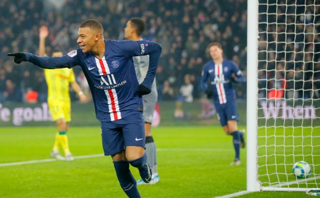 皇馬新援姆巴佩首秀遇冷，替補(bǔ)出場(chǎng)零射門(mén)，NBA式尷尬局面揭示