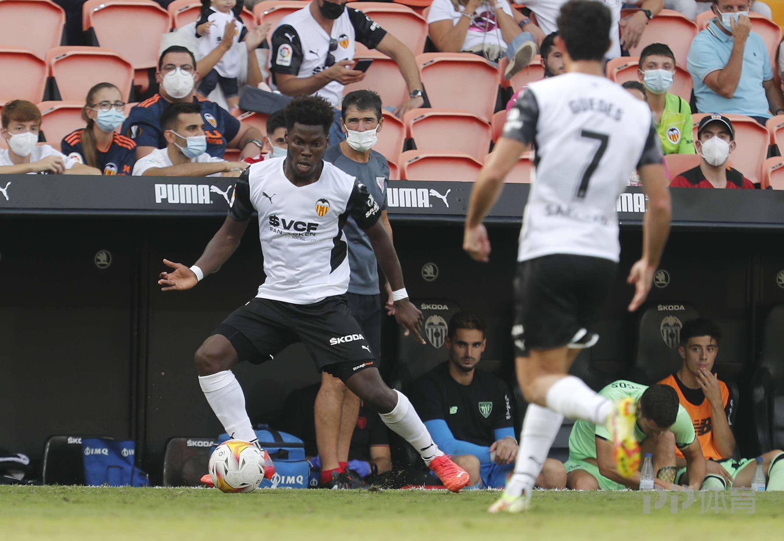 西甲首輪領(lǐng)跑者背后的秘密，13次奪冠之路的榮耀與堅(jiān)持