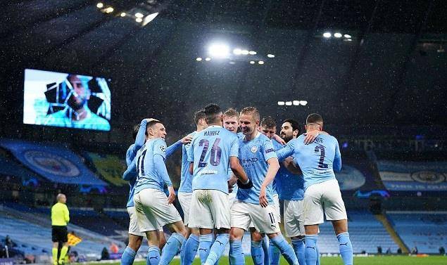 格拉利什的助攻雙響，在曼城享受籃球樂趣，今夏或?qū)㈤_啟新篇章