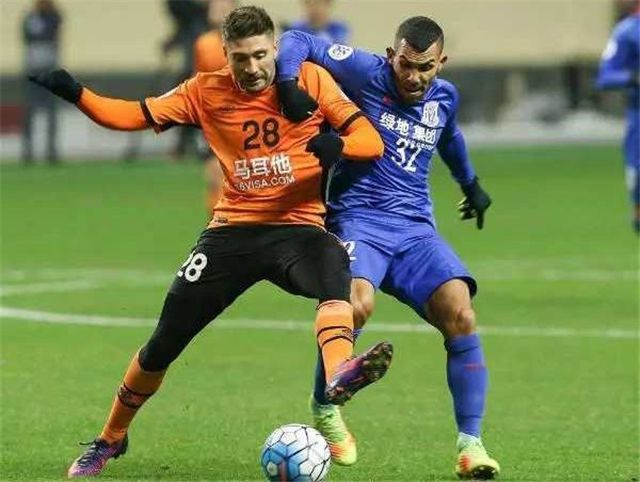 建議，申花征戰(zhàn)亞冠，如何在國內外賽事間取得平衡的重大考驗