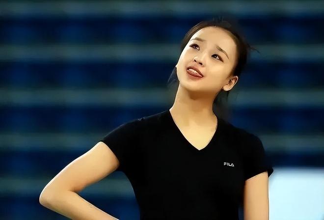 朱易，清麗脫俗的冰上精靈 素顏也耐看的東方甜妹——體壇女神大賽側(cè)記