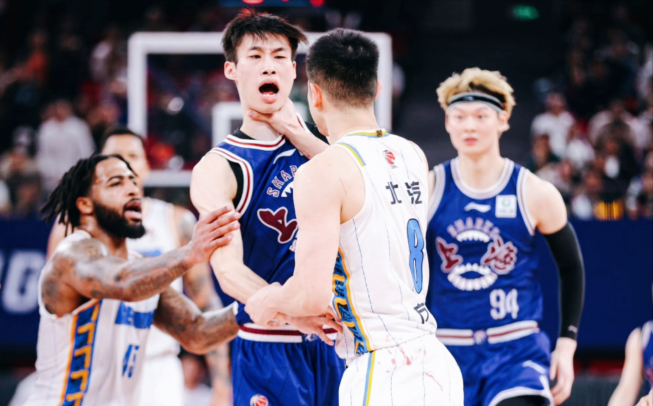 CBA風(fēng)云再起，徐昕轉(zhuǎn)會申請揭秘，于米提加盟山西，莫蘭德重返遼寧