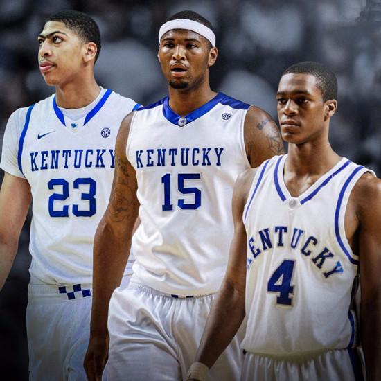 致敬學長！唐斯向沃爾致敬，肯塔基的傳奇GOAT，享受退役生活的每一刻