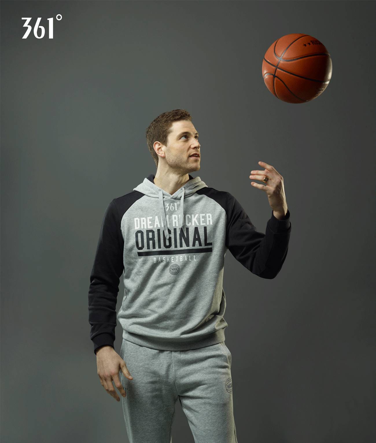 年輕人主帥面臨挑戰(zhàn)，輪換調(diào)整與期望落差——我們未能拿下至少一分