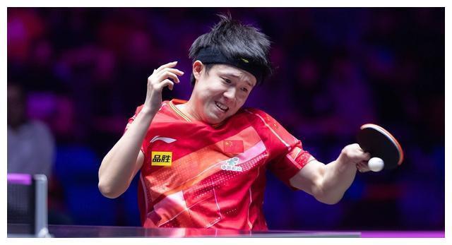 WTT橫濱冠軍賽，向鵬3奪冠之路，新星閃耀乒乓球舞臺
