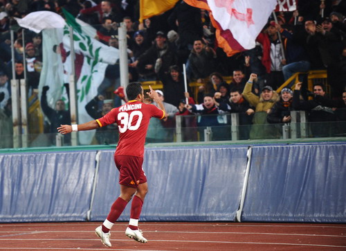 吉索菲，羅馬應(yīng)進(jìn)入歐冠聯(lián)賽，我們正在擴(kuò)大管理層以讓球隊(duì)更穩(wěn)定