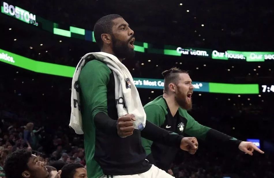 騎士挑戰(zhàn)失敗，里夫斯意外受傷與奧科羅防守犯規(guī)引發(fā)關(guān)注