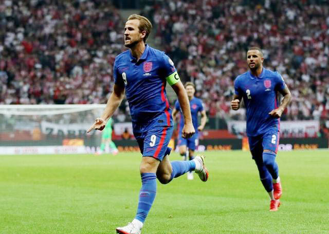 萊萬對決凱恩，挑戰(zhàn)與榮耀，巴薩對陣拜仁前的無聲較量