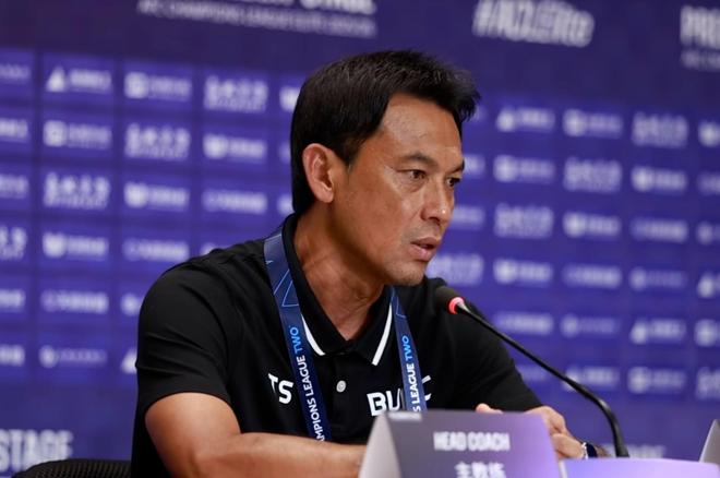 曼谷聯(lián)主帥，比分差距不應(yīng)如此大，失球后的冒險策略反思